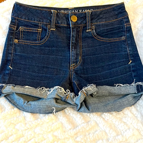American Eagle Outfitters Pants - American Eagle Super Stretch Shorts Size 2
